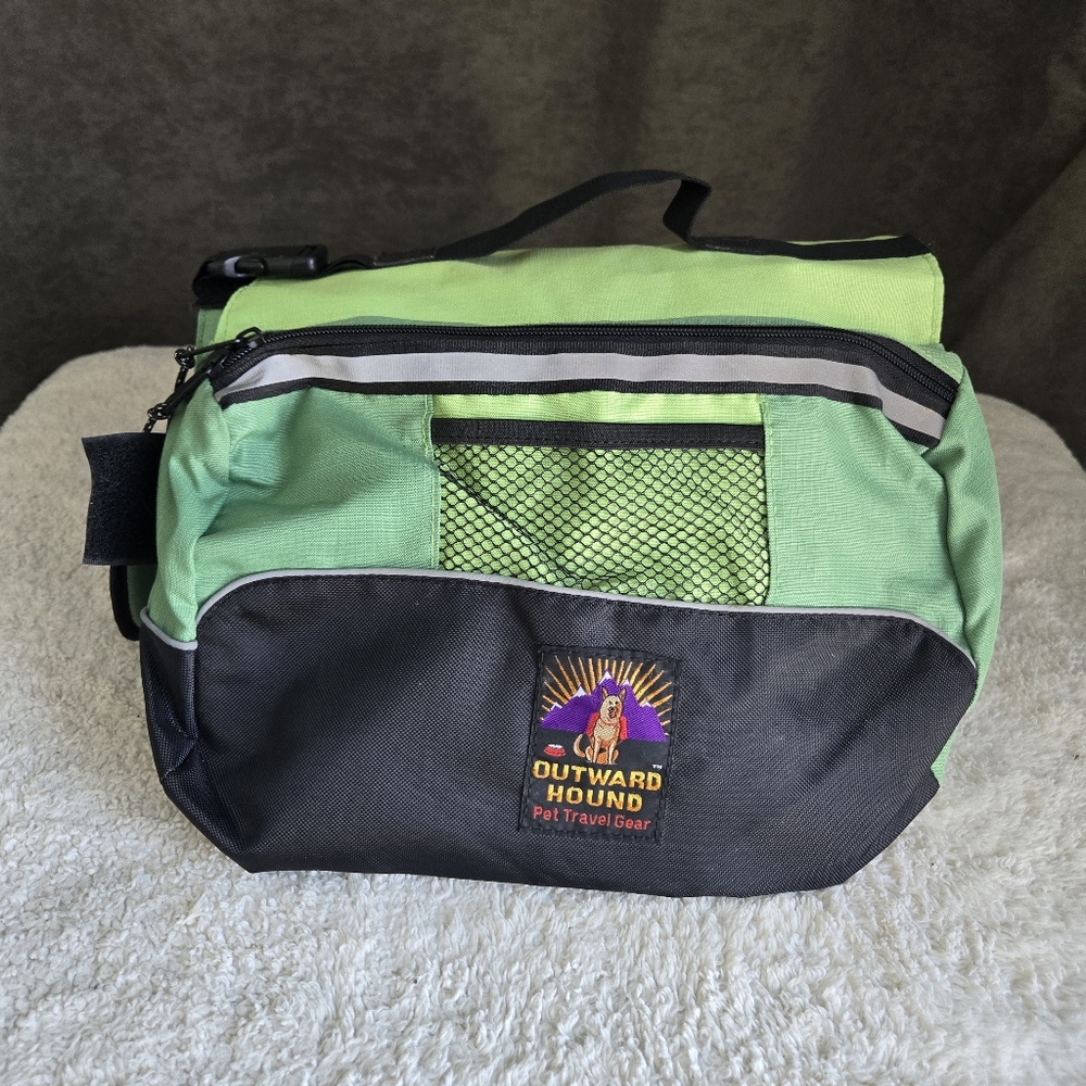 Outward Hound Two-Tone Dog Hiking Backpack
